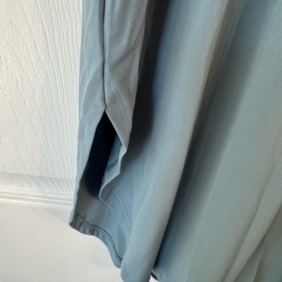 Wynne Layers Blue/green V-Neck Dress - Picture 2 of 8